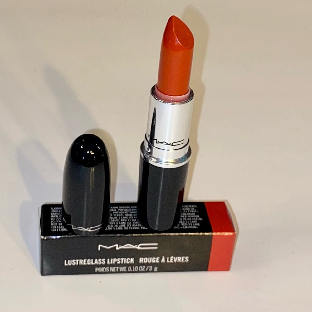 MAC Cosmetics Lustreglass Lipstick “Local Celeb” 551 - Full Size New in Box - Picture 1 of 7